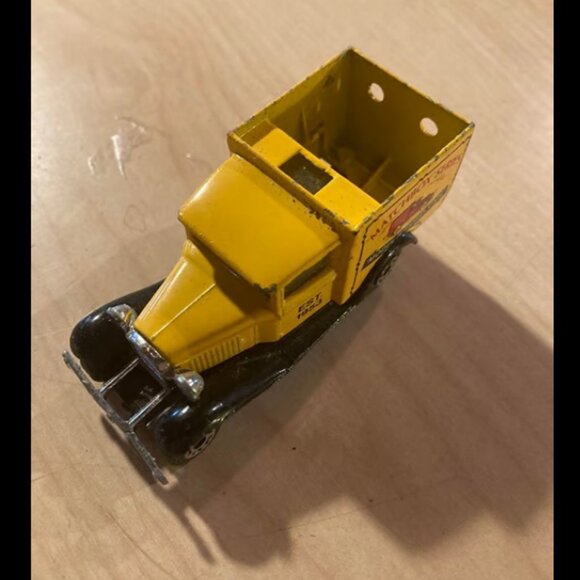 Matchbox Superfast Ford Model A Delivery Van Truck Matchbox Series Diecast 1979 - Picture 3 of 4